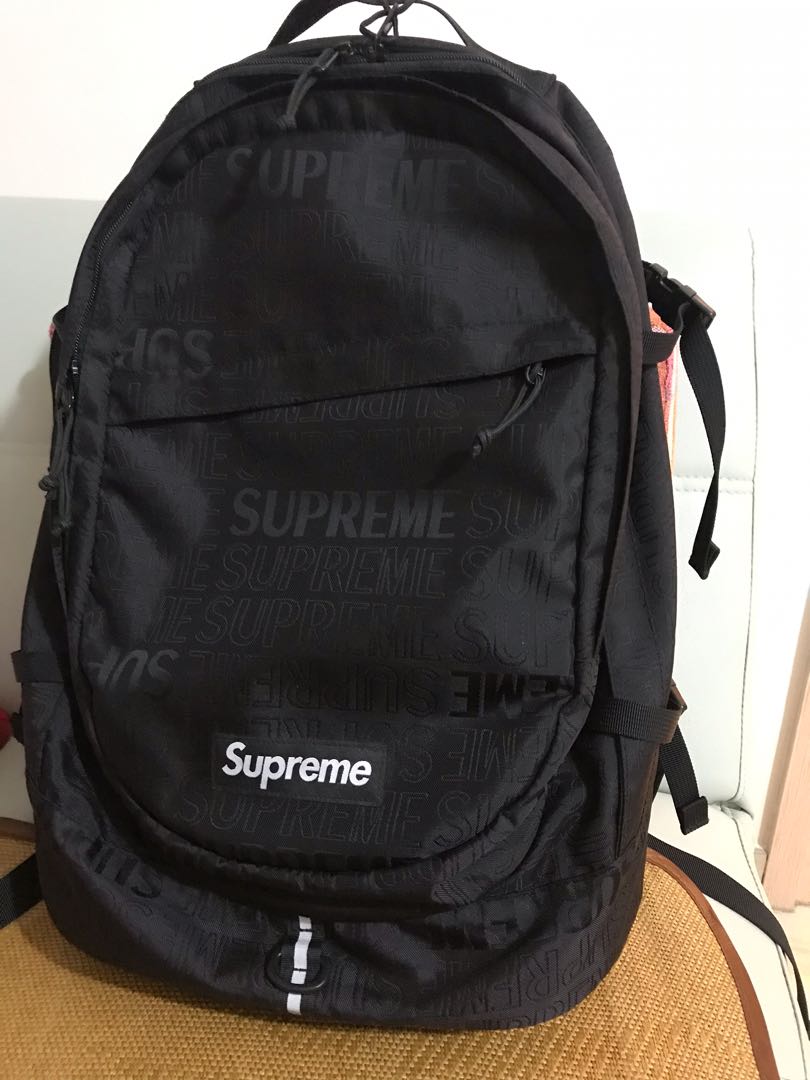 Supreme backpack ss19, 男裝, 袋, 背包- Carousell
