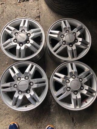 16" Isuzu alterra Mags Only used 6Holes pcd 139 Mags only no tires