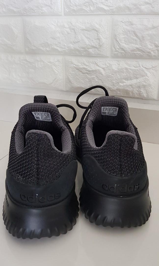 Adidas cloudfoam ultimate triple black top
