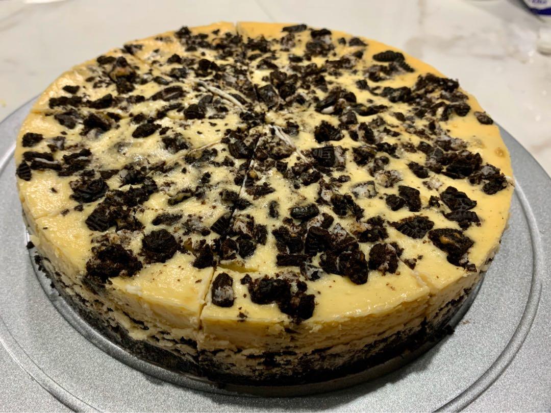 Cheesecake (Category: Homemade Bakes) located in Manila. Submitted by arielsparco (Listing ID 265972045, Image 3). Description: Size Whole - 8” diameter, approx 2” height Flavors New York Blueberry Strawberry Oreo Triple Chocolate Ultimate Chocolate Mango Tiramisu Bibingka You may check buyers’ reviews thru Andoy’s cheesecake, Papa Bu’s Food Trip & Sitongkatsu Food to go’s FB page Cheesecake slices (limited flavors only) available in Papa Bu’s Fo