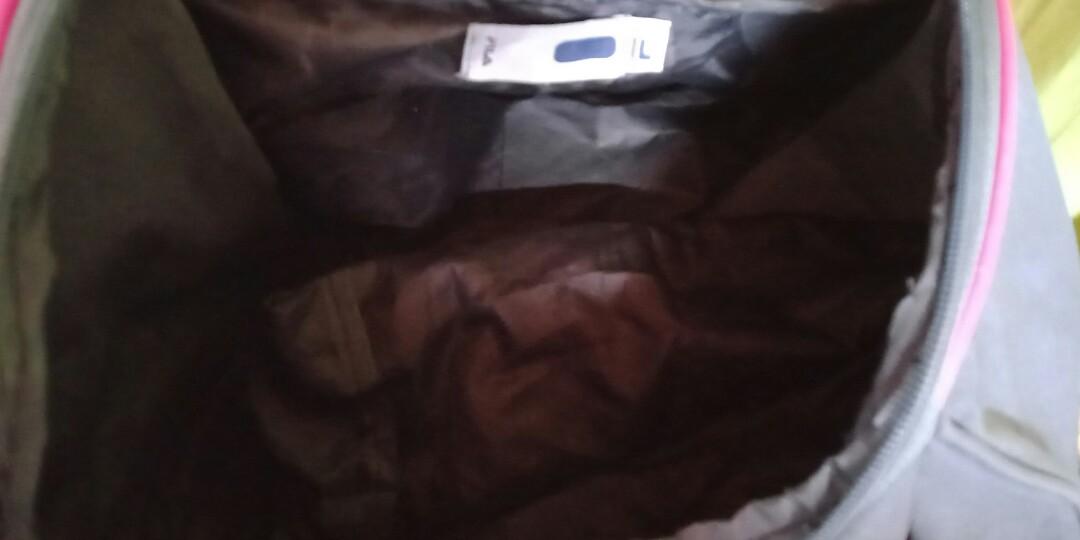 FILA gym bag with shoe compartment (Category: Other Sports Equipment and Supplies) located in Cavite. Submitted by crizza16 (Listing ID 266021922, Image 2). Description: .
