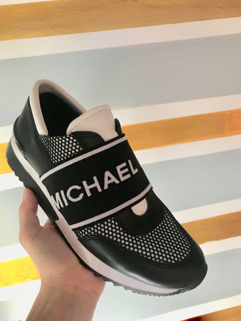mk mesh and leather logo tape trainer