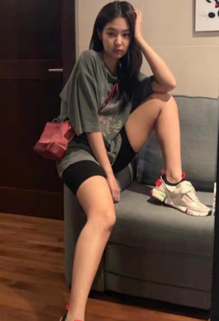 urgent wts] blackpink jennie paris 
