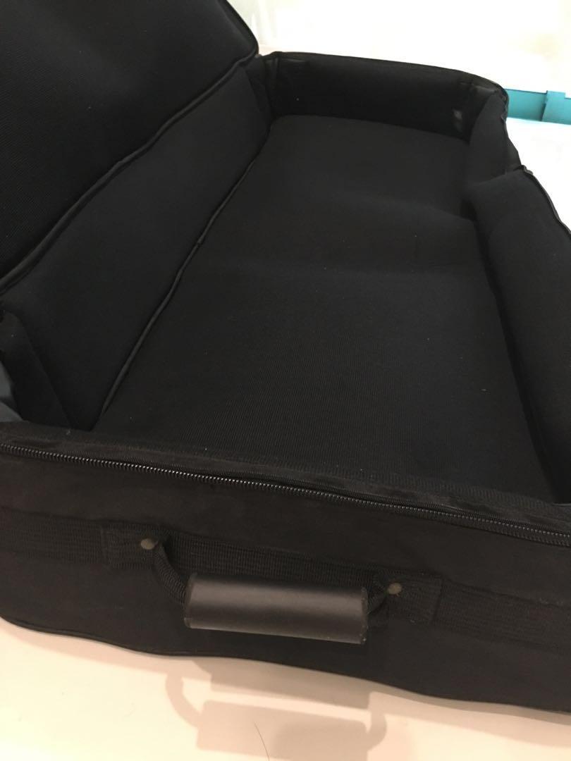 Wheeled Yamaha Deluxe Keyboard Bag YBP200 for larger 88 keyboards