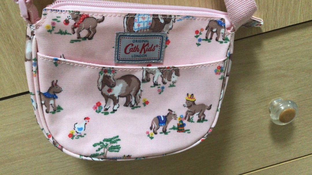 Cath Kids half moon sling bag