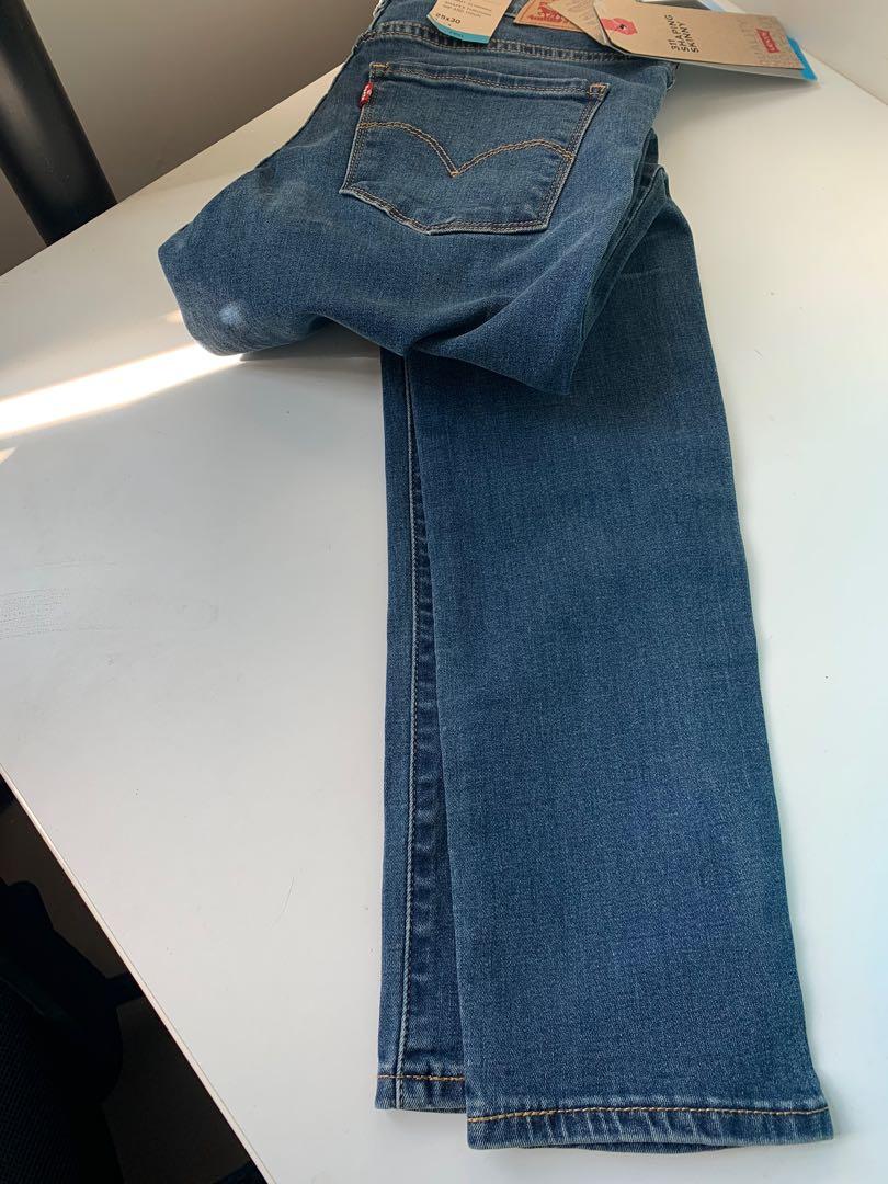 shaping levis