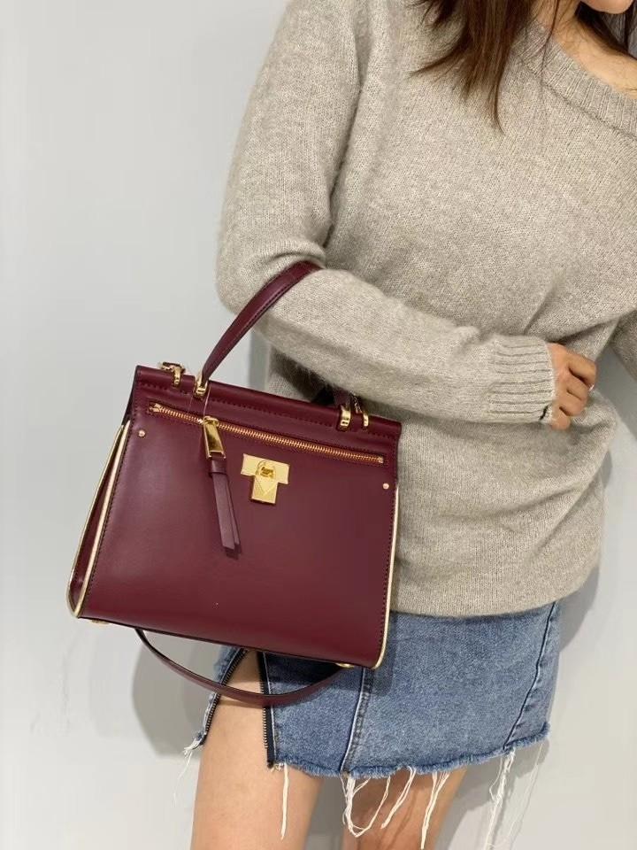 Michael kors jasmine handbag store