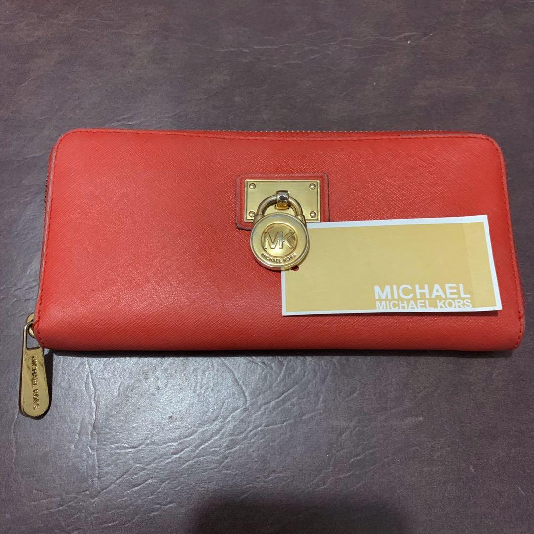 michael kors wallet used