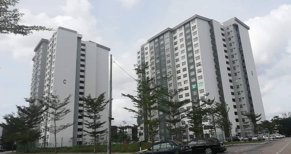 Molek Ria Apartment Taman Molek 3beds Property Rentals On Carousell