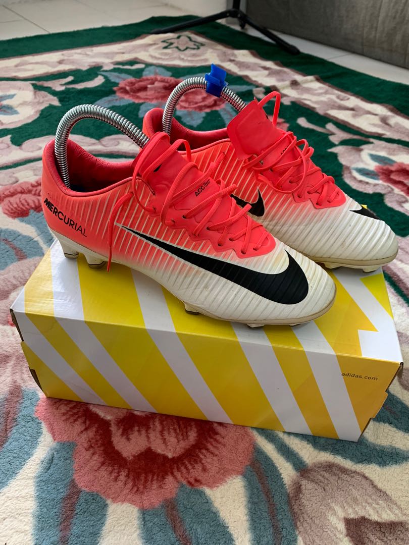 Nike hypervenom 11 2025
