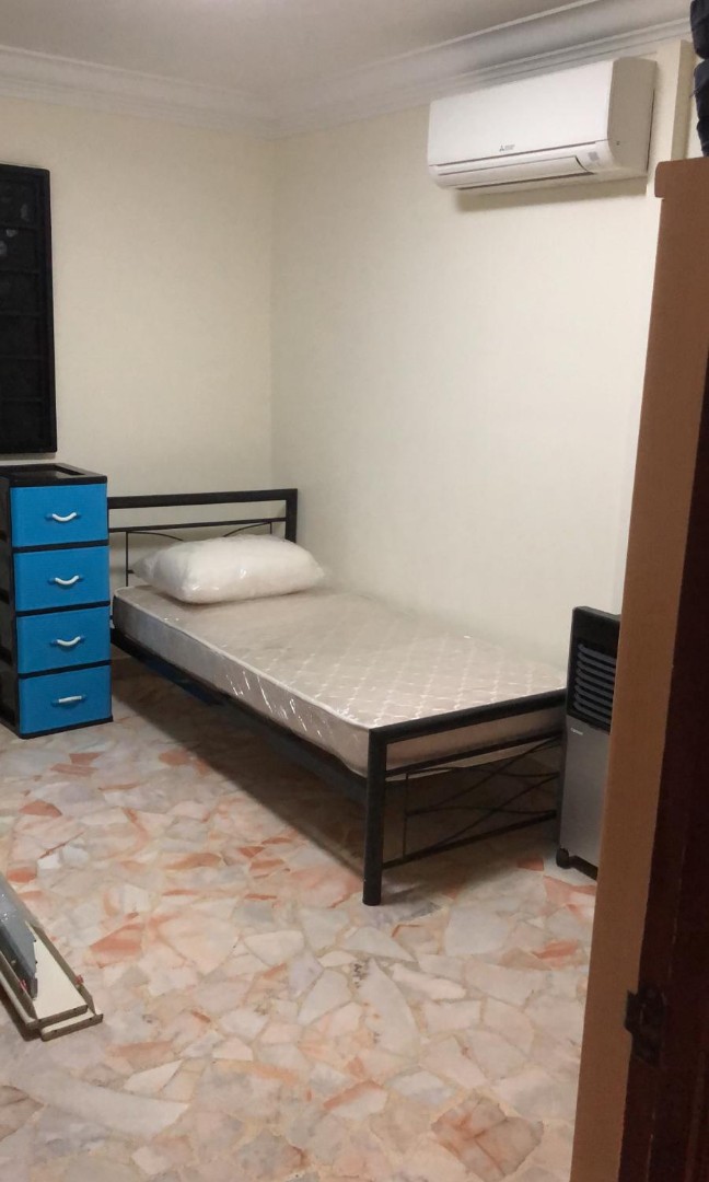 (Category: ) located in . Submitted by housematters (Listing ID 266156801, Image 1). Description: .