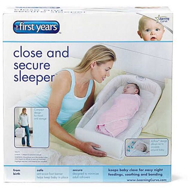 The First Years Co-Sleeper baby bed 