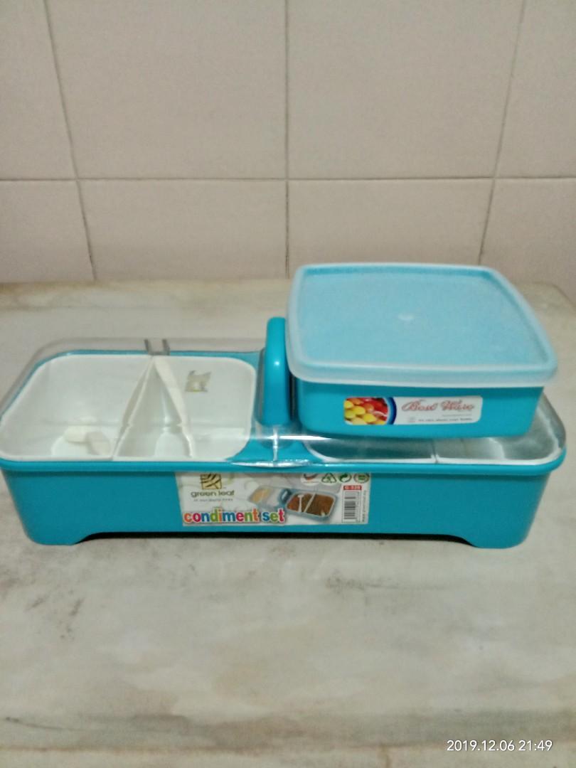 Tupperware Container (Category: Food Organisation & Storage) located in Ampang. Submitted by faizalsabrah (Listing ID 266258062, Image 1). Description: .