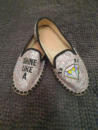 Espadrille flats