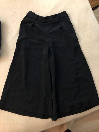 Uniqlo 七分西裝材質寬褲