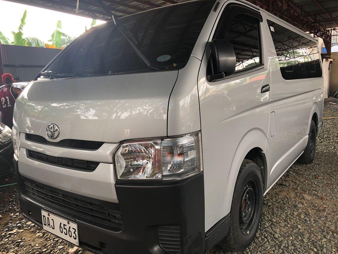 hiace commuter 2019