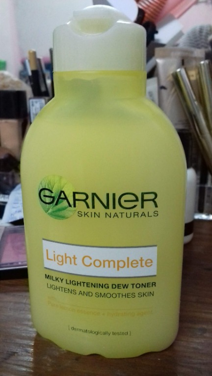 Garnier Light Milky Lightening Dew Toner 150ml Health Beauty Skin Bath Body On Carousell
