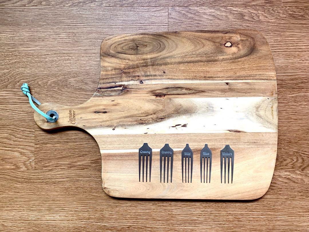 Jamie Oliver Cheese Board, Furniture & Home Living, Kitchenware