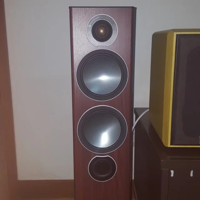 Monitor audio bronze b5 discount av