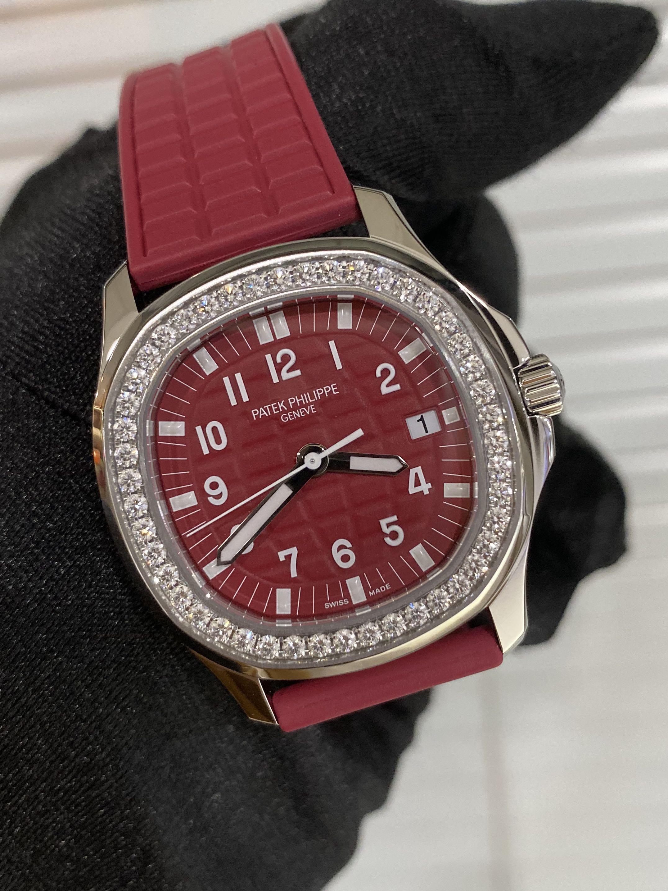 patek red