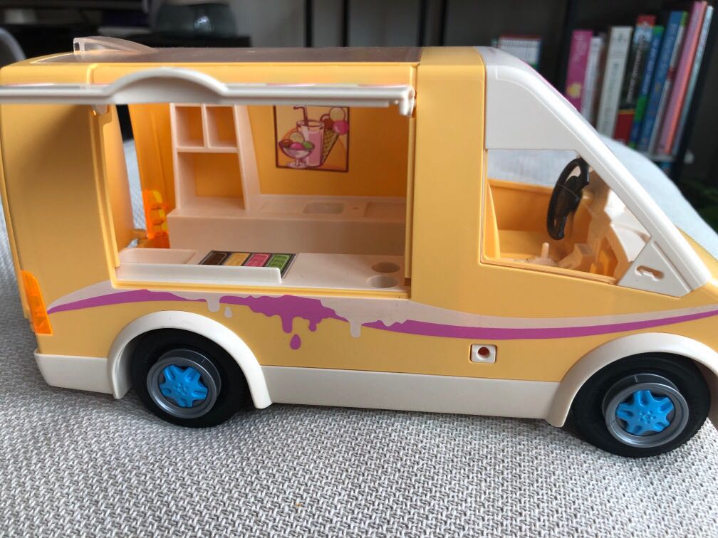 Playmobil i e cream van, Hobbies & Toys, Toys & Games on Carousell
