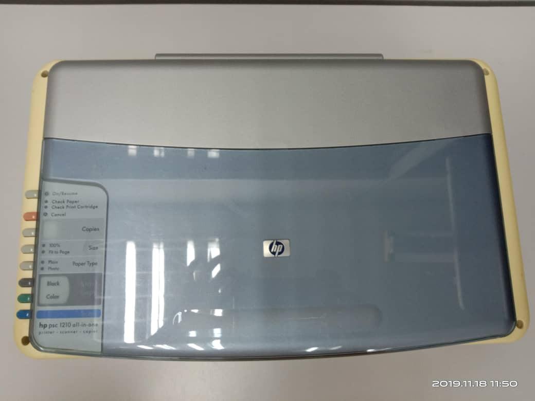 HP printer (Category: Computer Parts) located in Batu Pahat. Submitted by eyes_blessinglove (Listing ID 266298619, Image 3). Description: Good condition. It has dual functions- can use as a printer and photostat machine. Stock clearing..