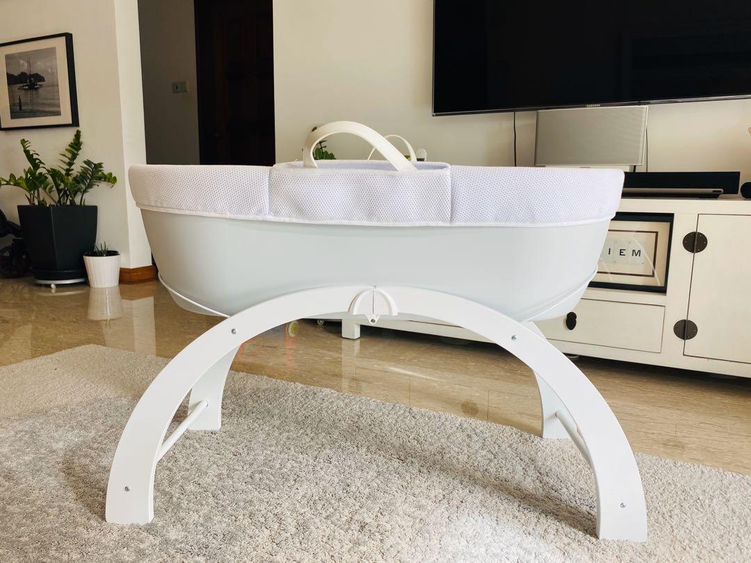 shnuggle bassinet