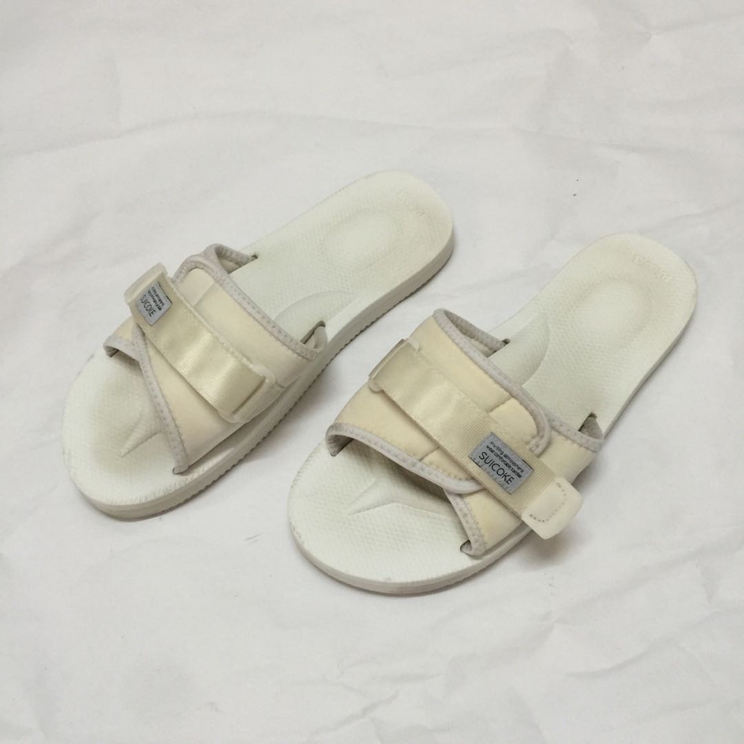 Suicoke, Women's Fashion, Footwear, Flipflops and Slides on Carousell