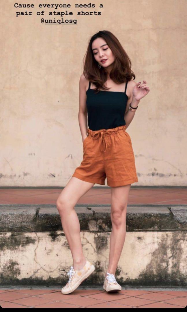 Uniqlo cotton linen relaxed shorts on sale