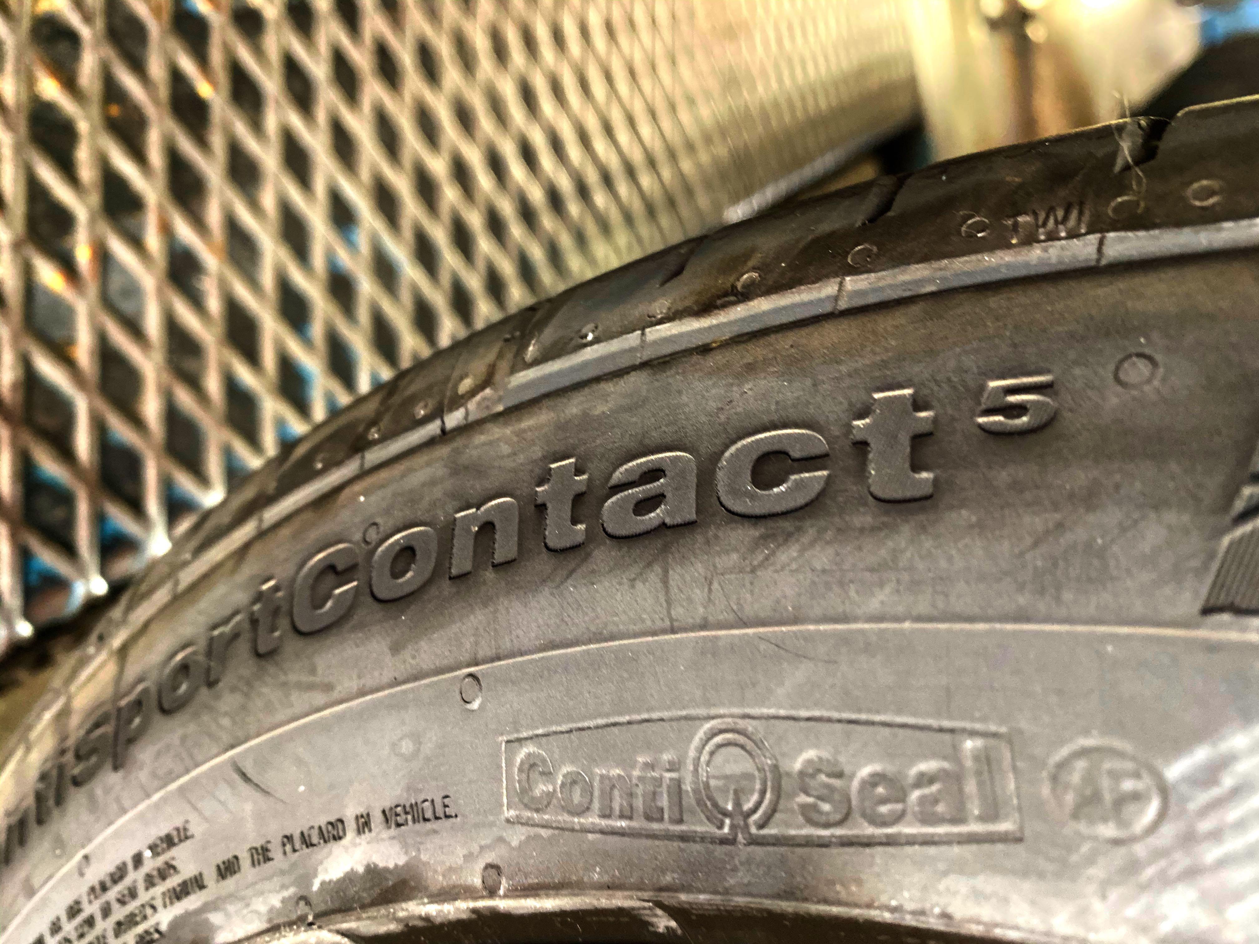 Very rare Original c230 banana rim, Auto Accessories on Carousell