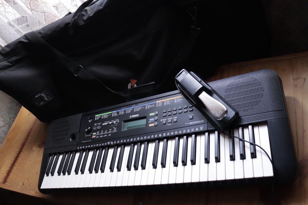 Yamaha Digital Keyboard PSRE253 Model with sustainer and bag, Hobbies & Toys, Music & Media