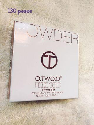O.TWO.O Makeup