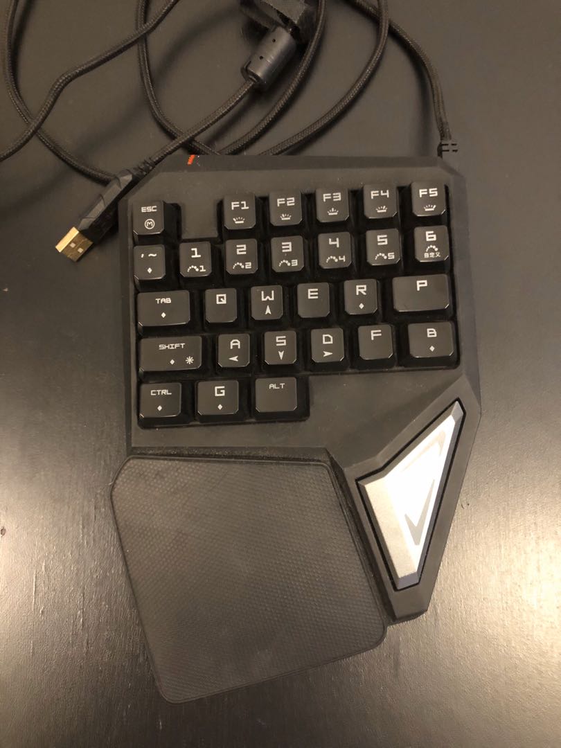 90 New Rgb 機械鍵盤keyboard Pubg Fortnite Half Size 電子產品 電腦 平板電腦 Carousell