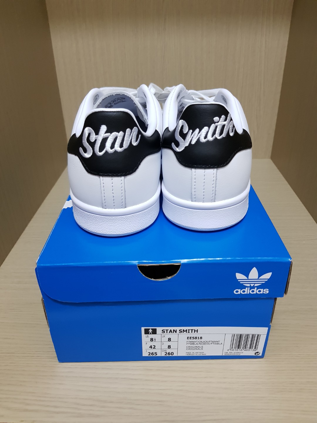 adidas Originals Stan Smith US 8.5 UK 8 BNIB