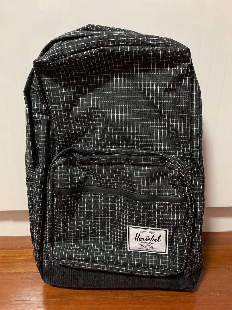 Herschel Backpack Pop Quiz Black grid