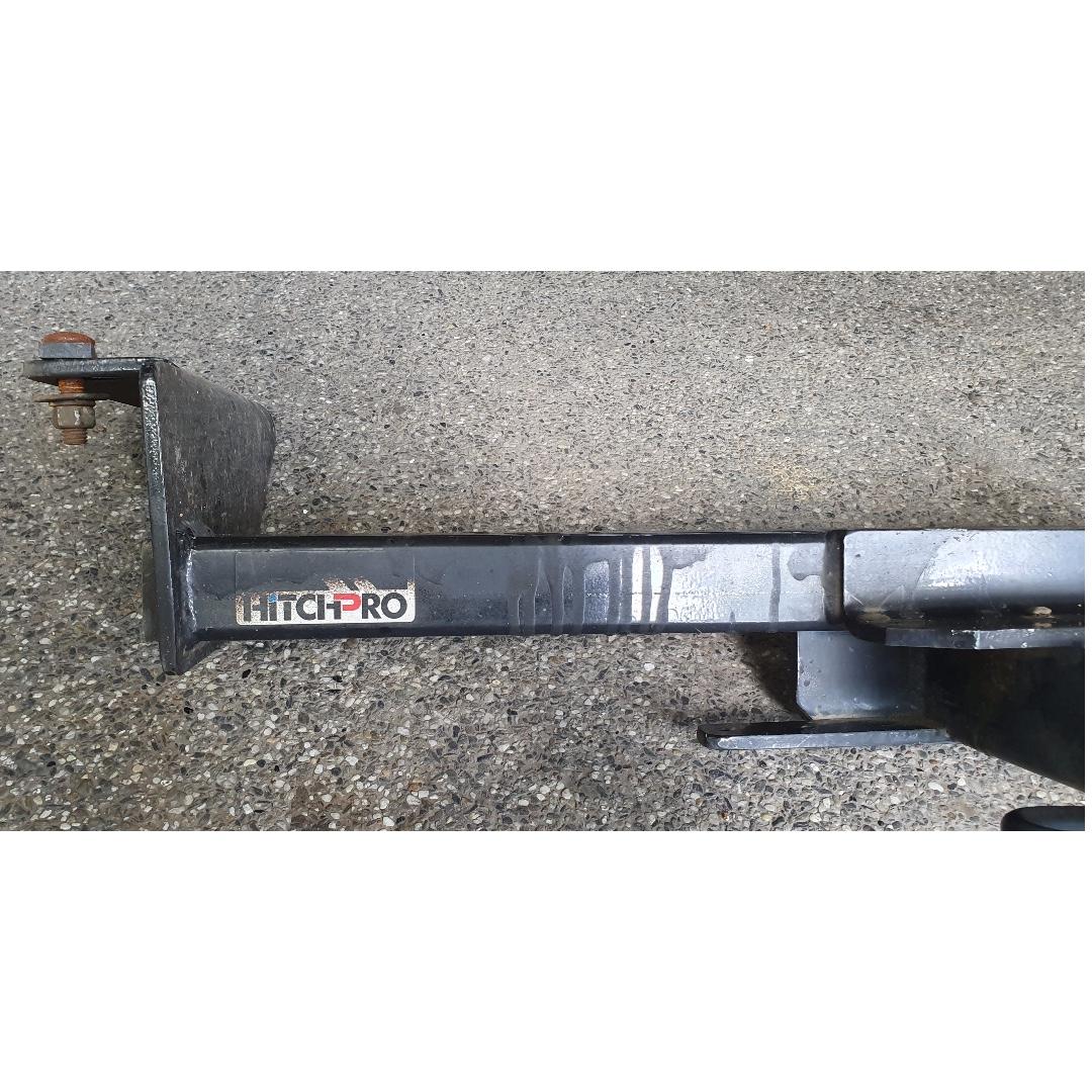 HitchPro Tow Hitch Receiver for Ford EcoSport, Sports Equipment