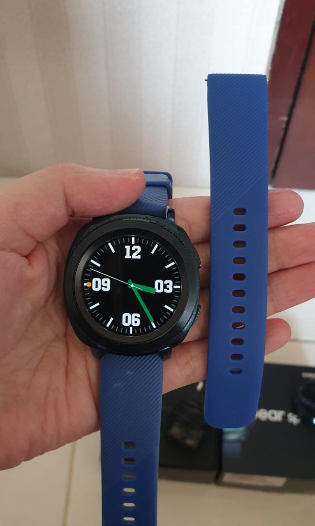 Jam second bekas samsung gear sport