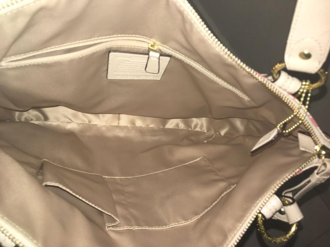 Coach poppy sales hallie tote