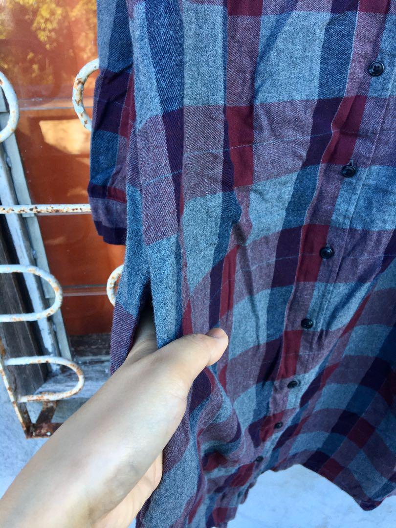 Uniqlo Checkered Dress (Category: Dresses) located in Paranaque City. Submitted by StealStyle (Listing ID 266542621, Image 3). Description: Only used twice or thrice. In very good condition. Dress is below the knee with belt hooks on the waist (can’t find the belt)..