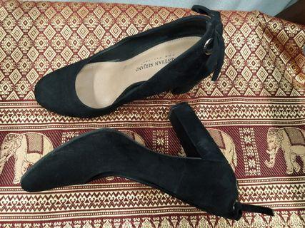 Black Heels Shoes