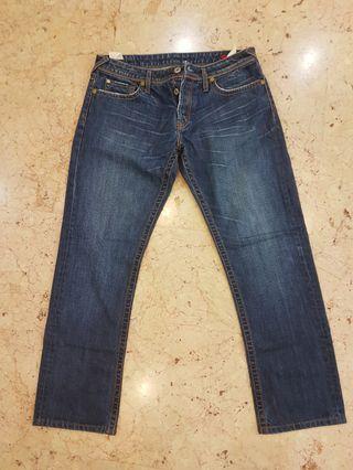 Guess Jeans