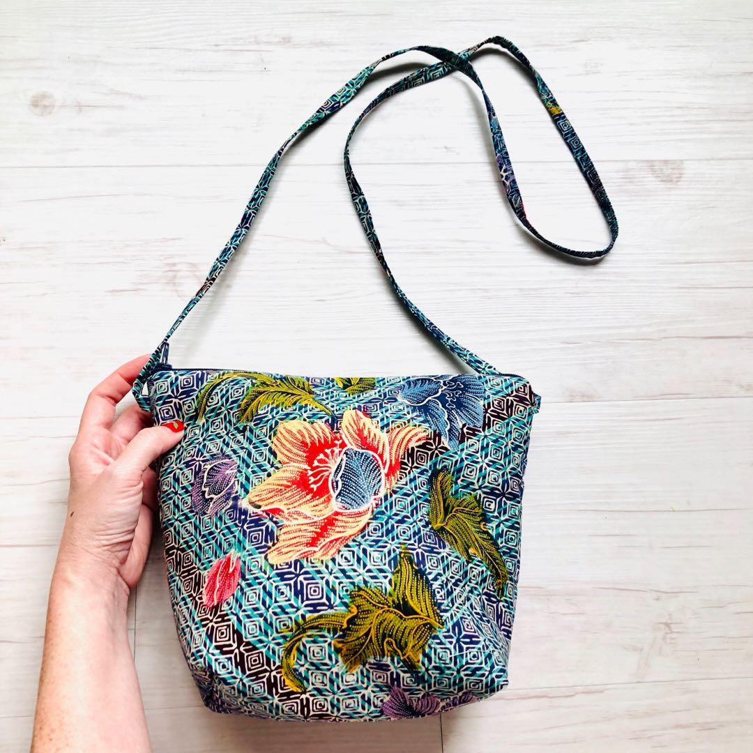 Batik Sling Bag Handmade in Singapore, Women's Fashion, Bags & Wallets ...