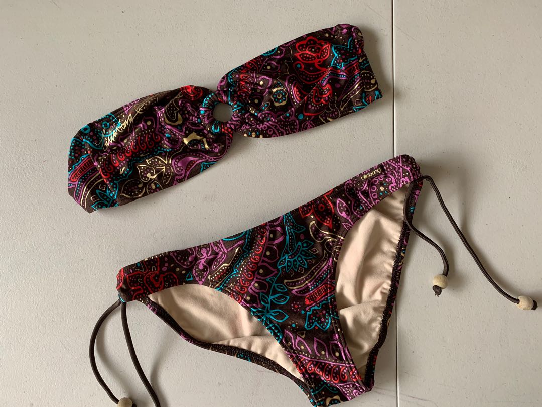 Billabong Bikini, Women's Fashion, Swimwear, Bikinis & Swimsuits on ...