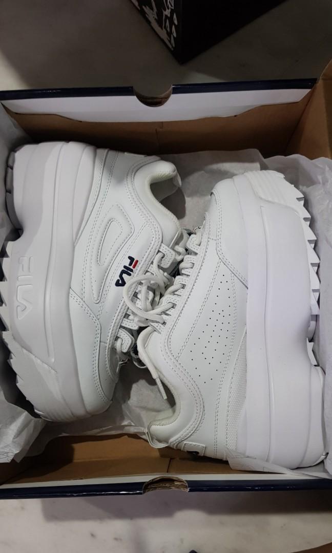 fila disruptor wedge platform