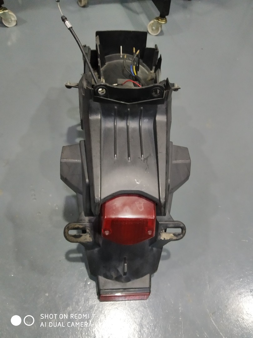 Yamaha fz hotsell back mudguard