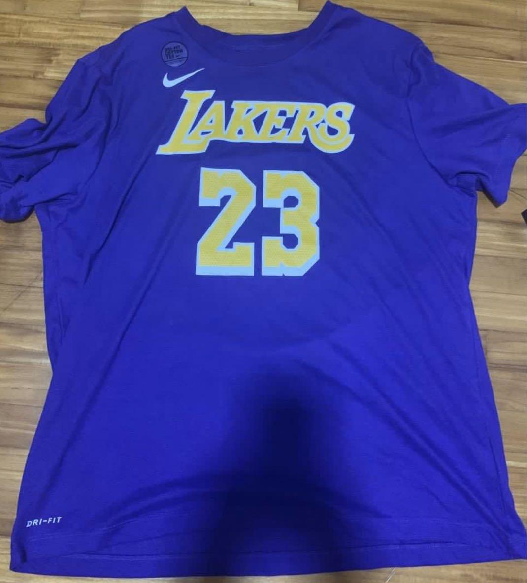 lebron james black lakers shirt