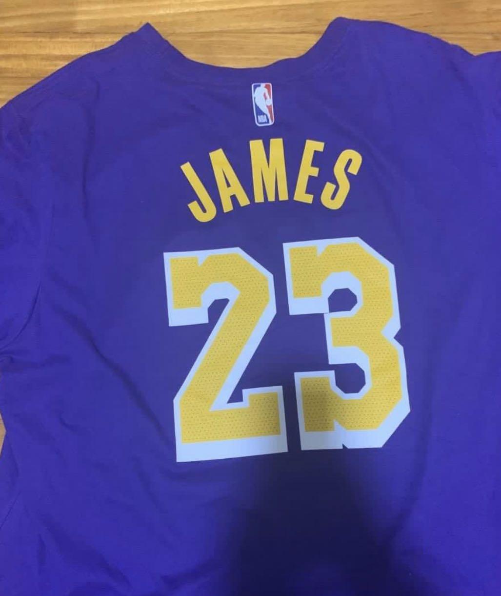 lebron james black lakers shirt
