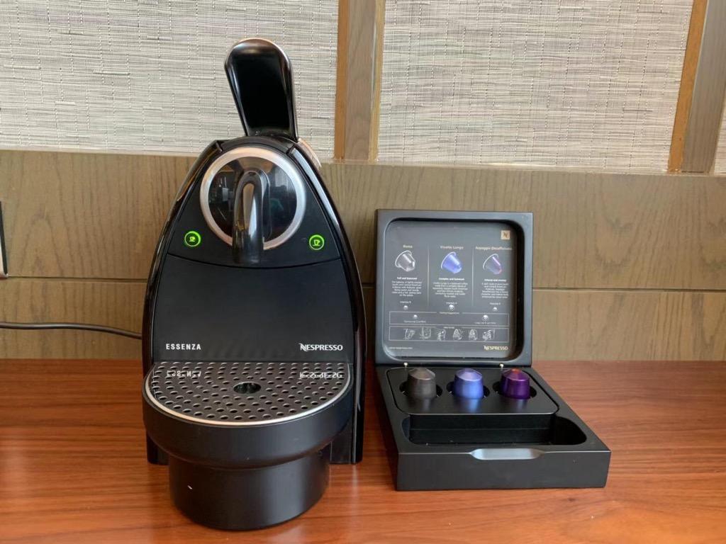 Nespresso essenza c101 top
