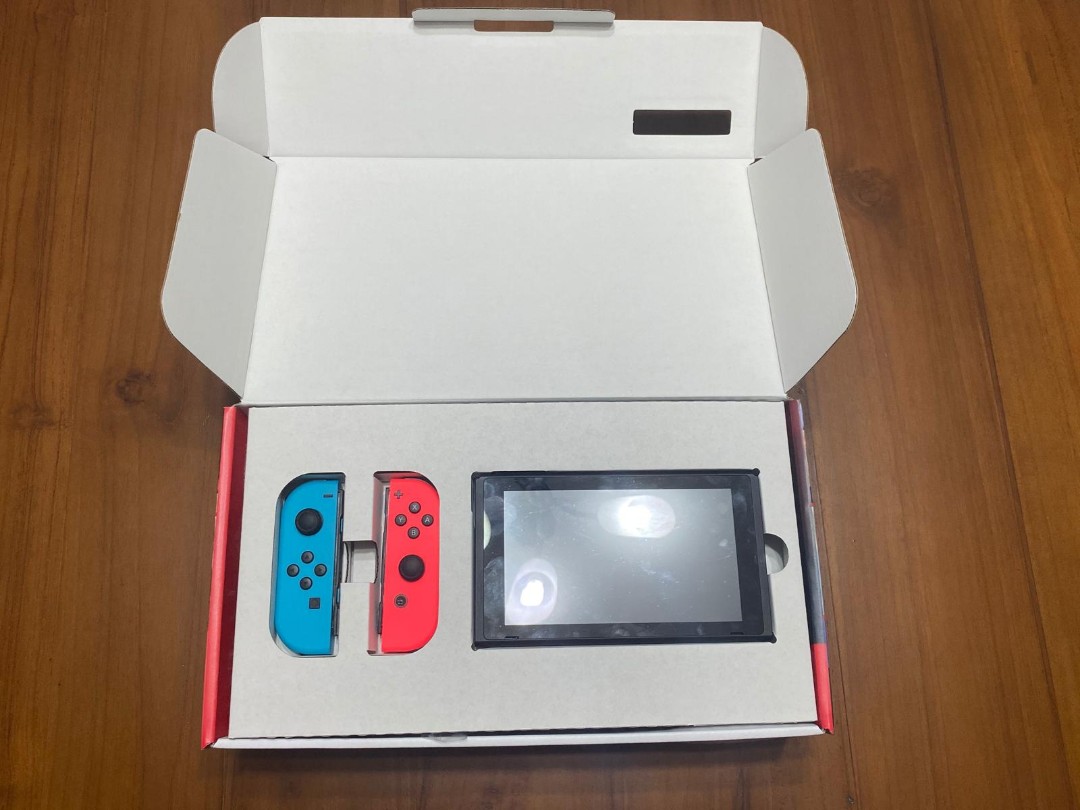 Nintendo Switch Gen 2 XKJ model, Video Gaming, Video Games, Nintendo on Carousell