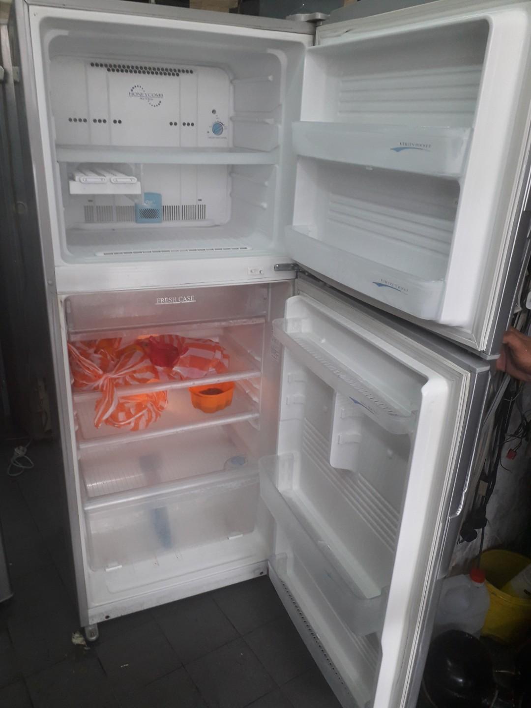 Peti Sejuk 2 Pintu Sharp Kitchen Appliances On Carousell